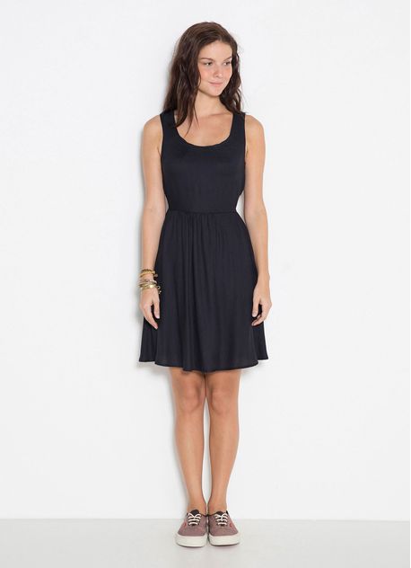 113839_001_1_M_VESTIDO-DECOTE-VAZADO-COSTAS
