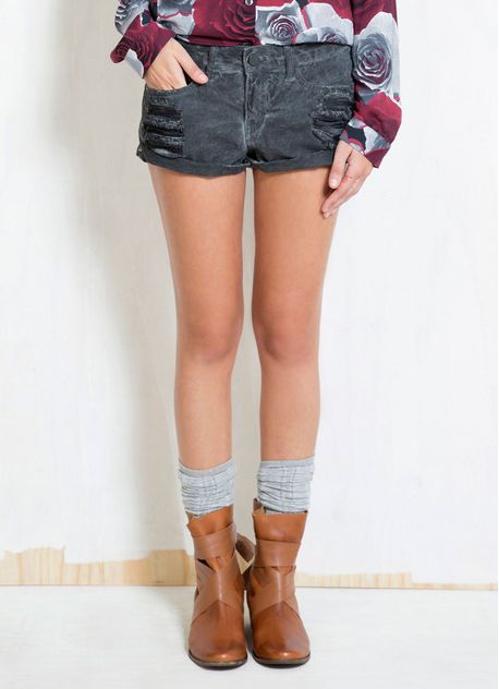 111614_001_1_M_SHORT-RASGOS-MILITAR