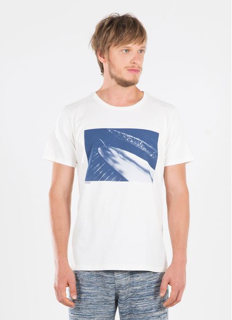 115979_654_1_M_T-SHIRT-TINTURADA-MONOLITH-MONOGRAPHY