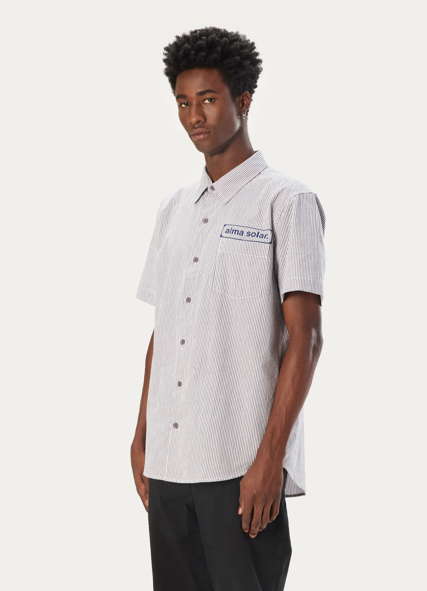 Camisa manga curta listra patch bicolor