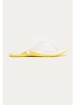 124810_0116_1_S_CHINELO-GROOVE-REDLEY