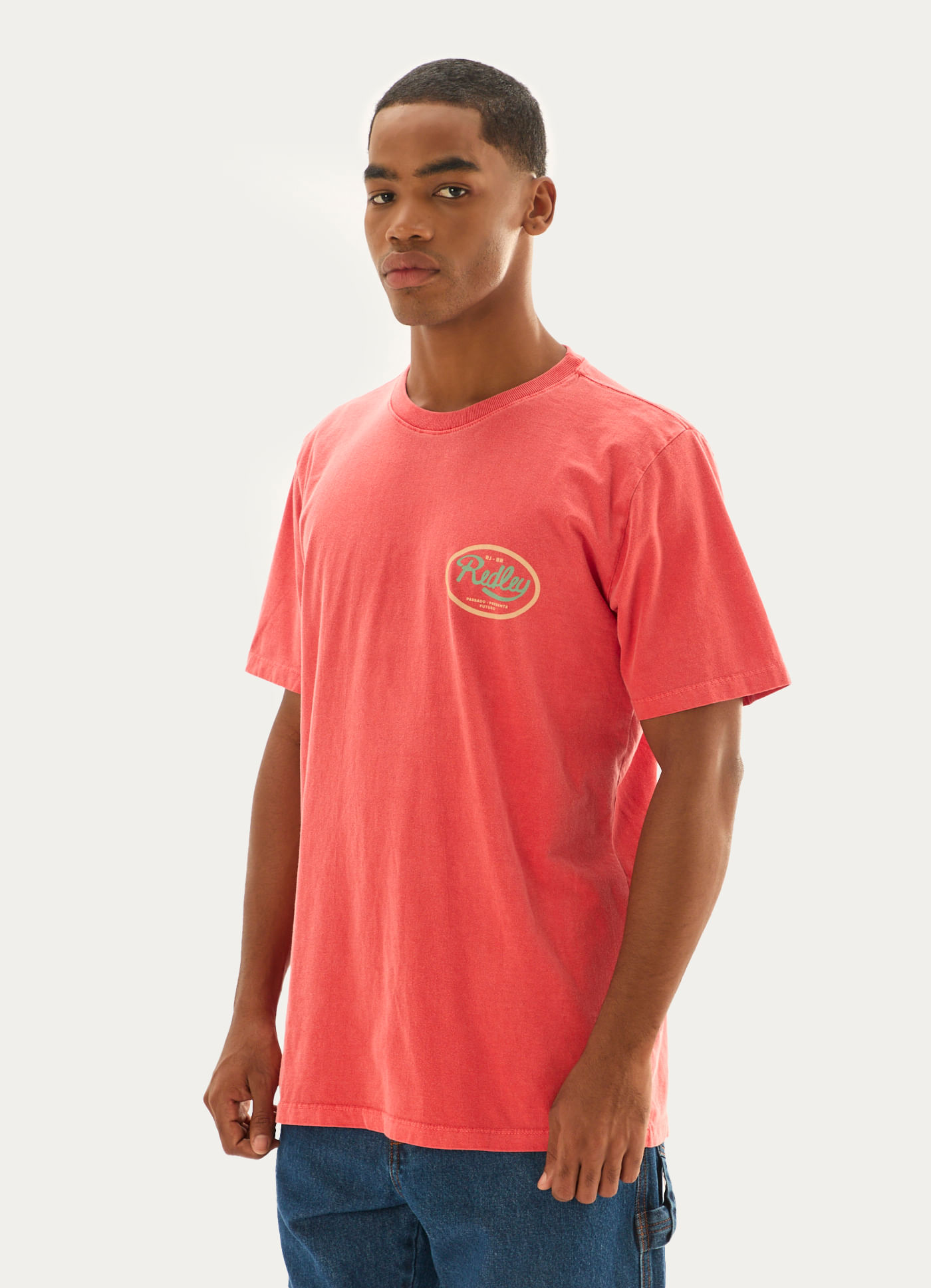 T-shirt estonada vintage vermelho