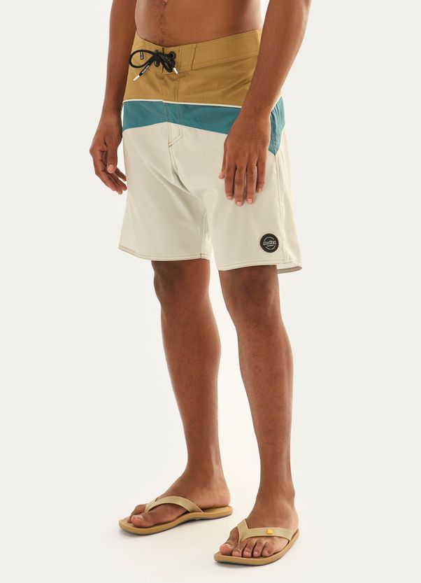Short surf recortes colors areia 40