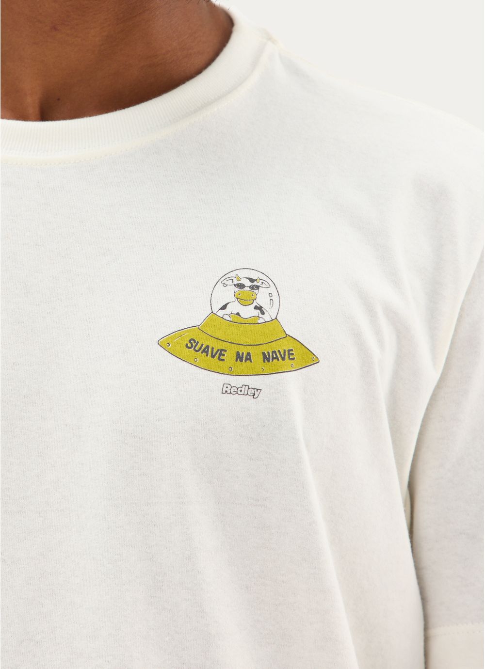 T-shirt suave na nave off white - redley