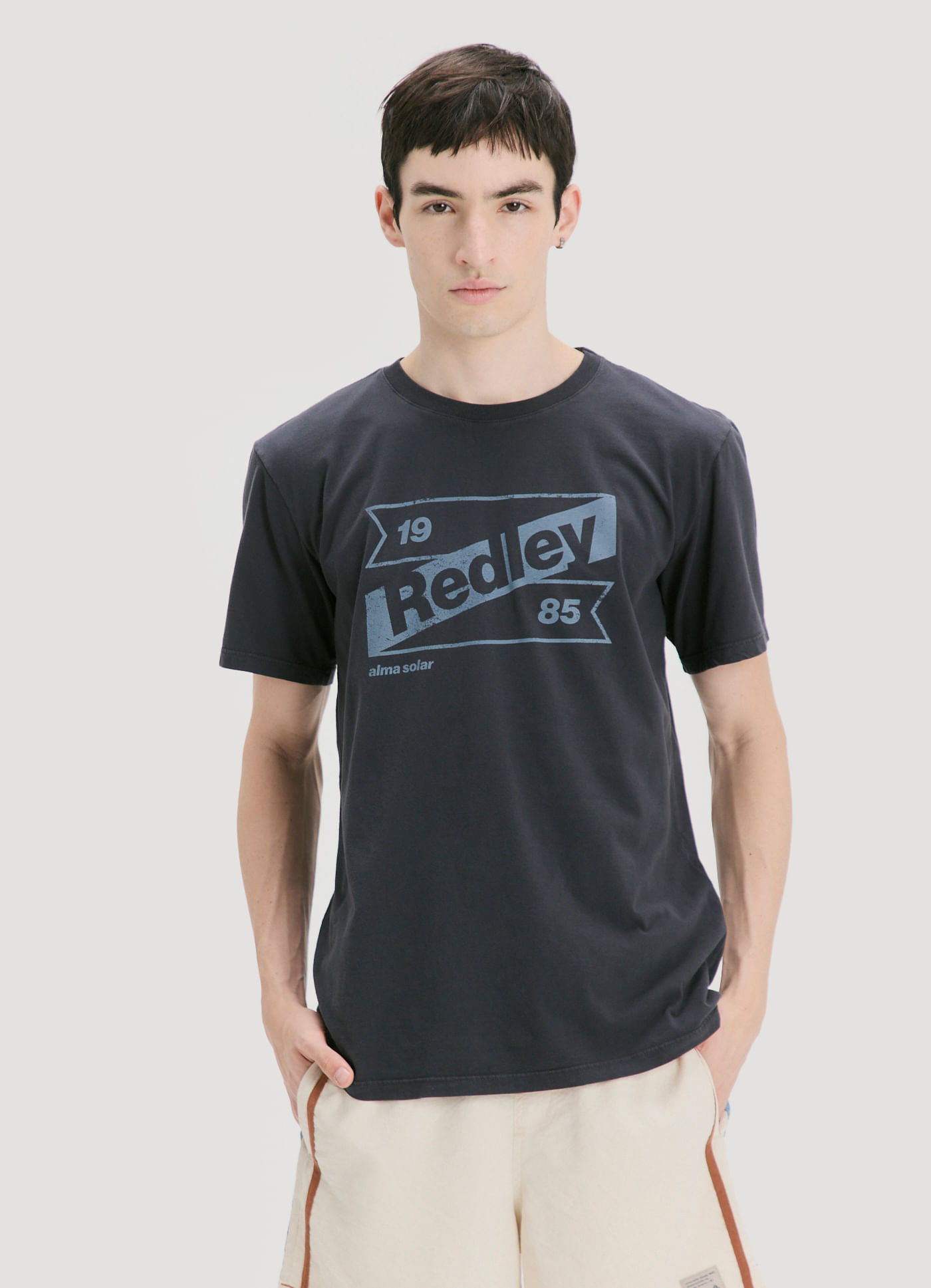 T-shirt estonada faixa preto