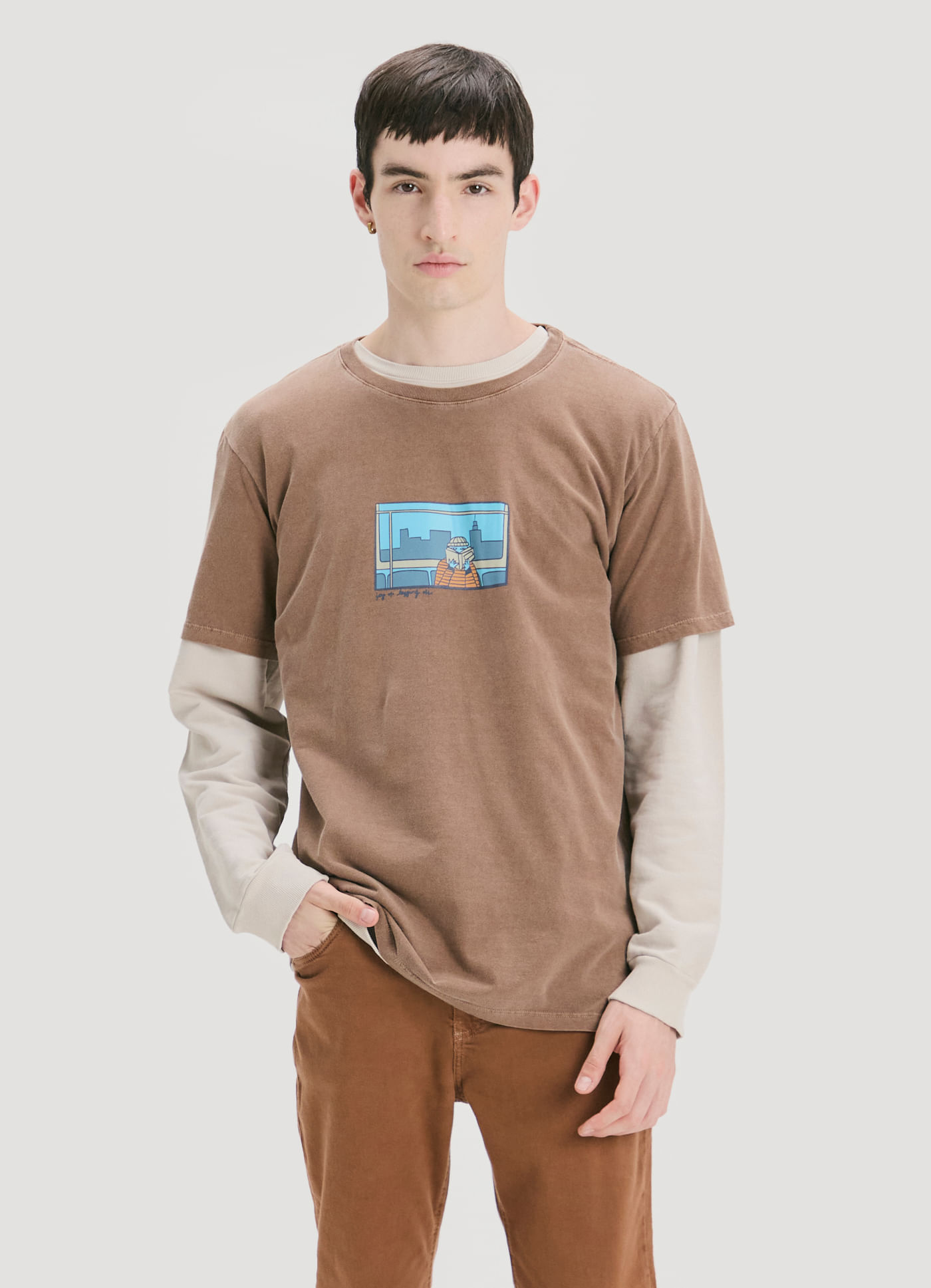 T-shirt estonada jolo trem marrom