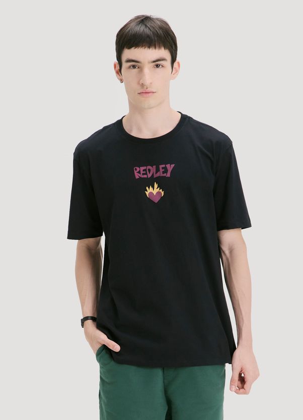 T-shirt redley love on fire preto P